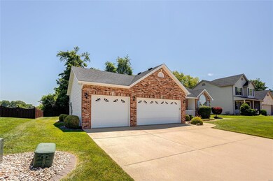 2508 Liberty Dr, Maryville, IL 62062 - photo 3