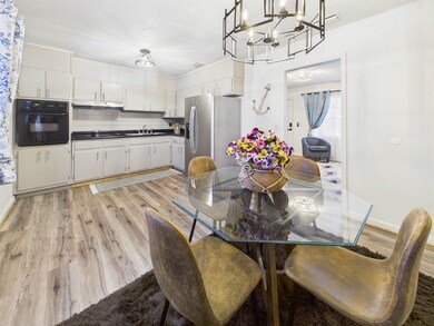 302 Goff St, Perry, FL 32347 - photo 7