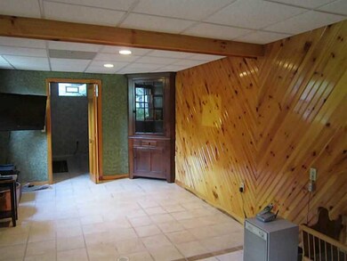 Basement/Game Room.
