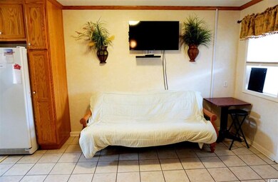 307 Flagg St unit 305, Myrtle Beach, SC 29577 - photo 2