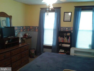 614 Arlington St, Tamaqua, PA 18252 - photo 4