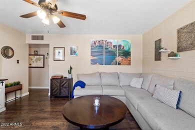 04-Living Room