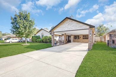 7707 Deadwood Dr, Houston, TX 77040 - photo 2