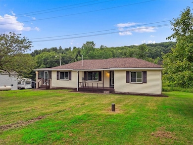 1403 Blackhawk Rd, Darlington, PA 16115 - photo 3