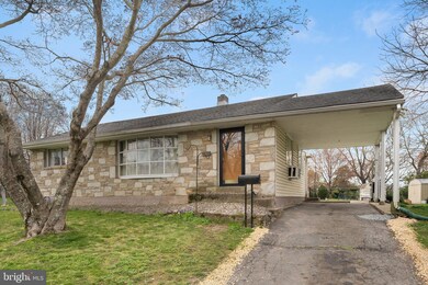 163 W County Line Rd, Hatboro, PA 19040 - photo 2