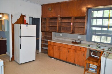 92 Burnside St, Providence, RI 02905 - photo 5