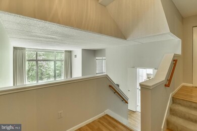 11564 Rolling Green Ct unit 101, Reston, VA 20191 - photo 5