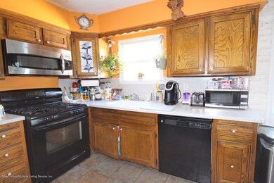 504 golfview main kitchen