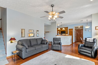 11897 Weathered Edge Dr, Fishers, IN 46037 - photo 6