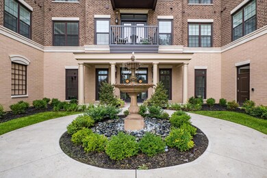 R - 1670 E Broad St #304 040
