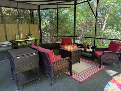 screened porch