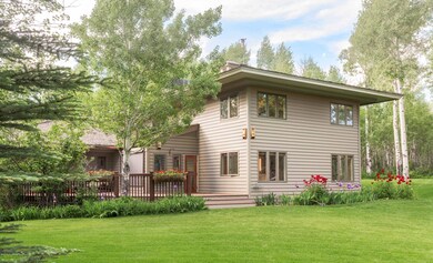 2580 Trader Road