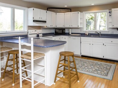 21 Ridge Rd, Boothbay, ME 04537 - photo 4