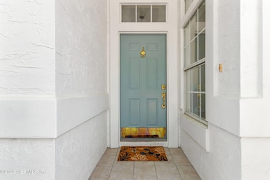 5-web-or-mls-1_2811 Tidewater St