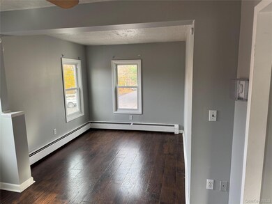 19 Columbus St unit 2, New Windsor, NY 12553 - photo 5