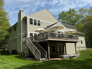 36 Jasmine Cir, Saunderstown, RI 02874 - photo 3