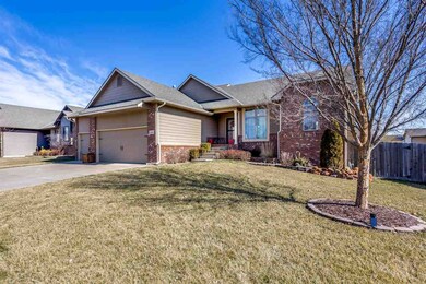 10912 W Hampton Lakes Ct, Maize, KS 67101 - photo 2