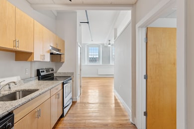 Fantastic Studio: 17-412