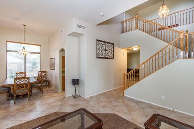 004_FORMAL LIVING AREAS