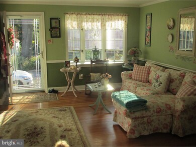 1003 Maple Ave, Glenolden, PA 19036 - photo 3