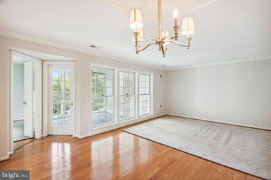 5717 Brewer House Cir unit 202, Rockville, MD 20852 - photo 6