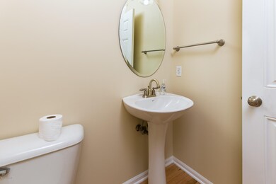 2237 Beatrice Dr NE unit 10, Grand Rapids, MI 49505 - photo 6