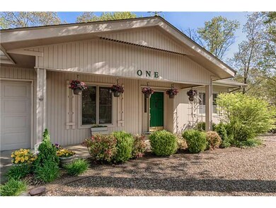 1 Overton Ln, Bella Vista, AR 72714 - photo 3