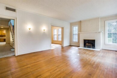 520 E 9th St, Bonham, TX 75418 - photo 6