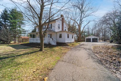 492 E Johnstown Rd