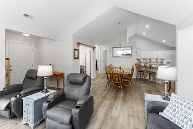 1266 Paddock Loop (2)