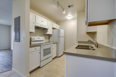 1916-North-32nd-Street-201-and-204-16