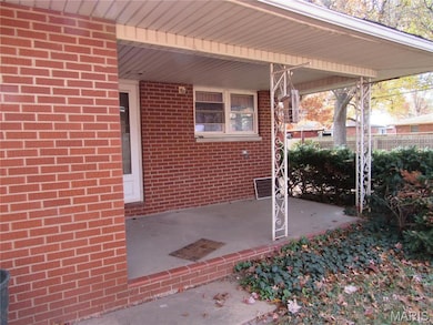 734 Berry Rd, Wood River, IL 62095 - photo 3