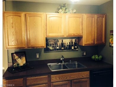 Updated kitchen ~ Kraftmaid cabinets, countertops,