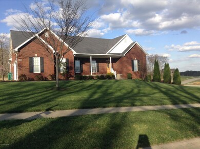 130 S Sunshine Dr, Shepherdsville, KY 40165 - photo 2
