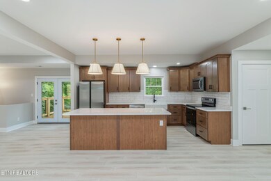 826 Long Mill Rd, Athens, TN 37303 - photo 6