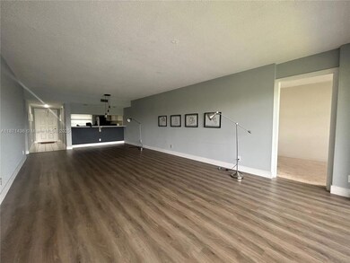 3993 Cypress Reach Ct unit 303, Pompano Beach, FL 33069 - photo 2