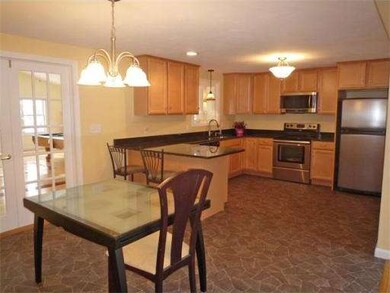 285 Albee Rd, Uxbridge, MA 01569 - photo 3