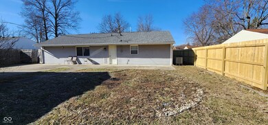 831 Middle Dr, Whiteland, IN 46184 - photo 6