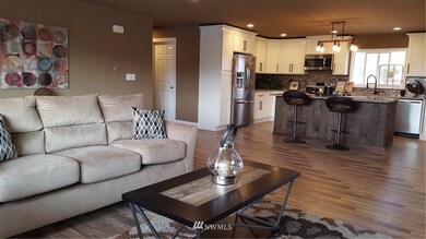 9513 304th St E, Graham, WA 98338 - photo 4