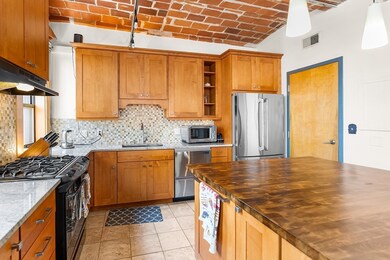 121-123 Beach St unit 801, Boston, MA 02111 - photo 4