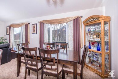 08. Dining Area.jpg
