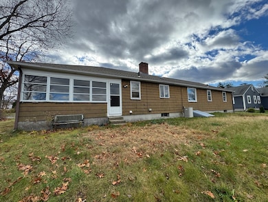 1454 S Branch Pkwy, Springfield, MA 01129 - photo 4