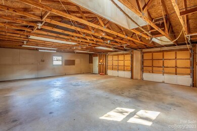 143 Chantilly Ln, Statesville, NC 28625 - photo 5