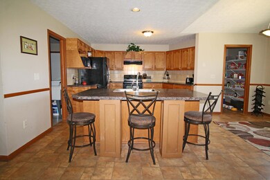 Fabulous. open design Kitchen