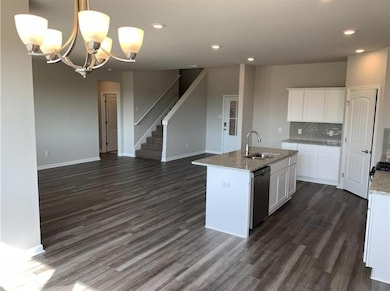 8127 Kinslee Ln, Iowa, LA 70647 - photo 6