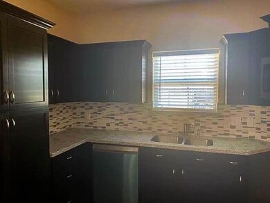 6125 Rollins St, Houston, TX 77091 - photo 3