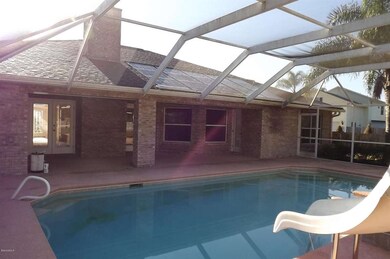 Screened Lanai & Pool