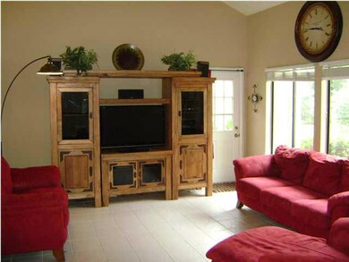 900 Bay Dr unit 34, Niceville, FL 32578 - photo 5