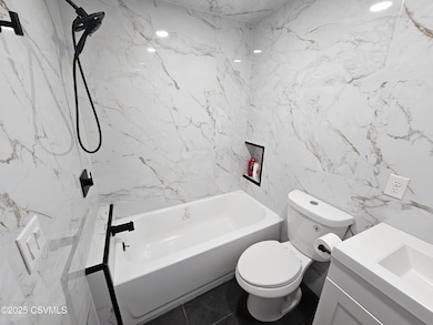 1354 W Gowen St unit 1356, Coal Township, PA 17866 - photo 4