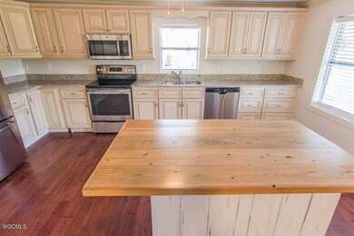 1502 Champlin St, Gulfport, MS 39507 - photo 7